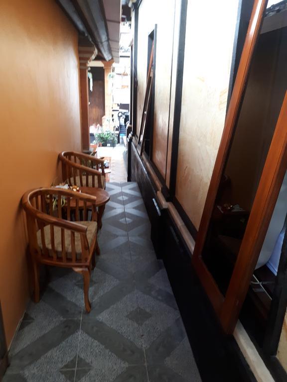 Indy House Hotel Ubud Exterior foto