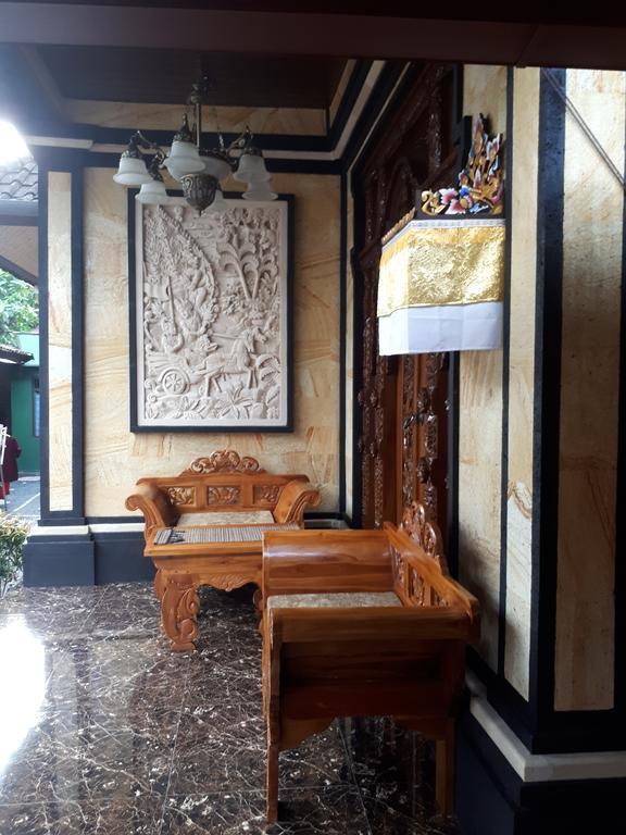 Indy House Hotel Ubud Exterior foto
