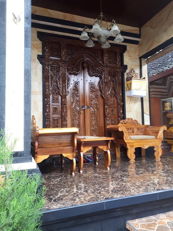 Indy House Hotel Ubud Exterior foto